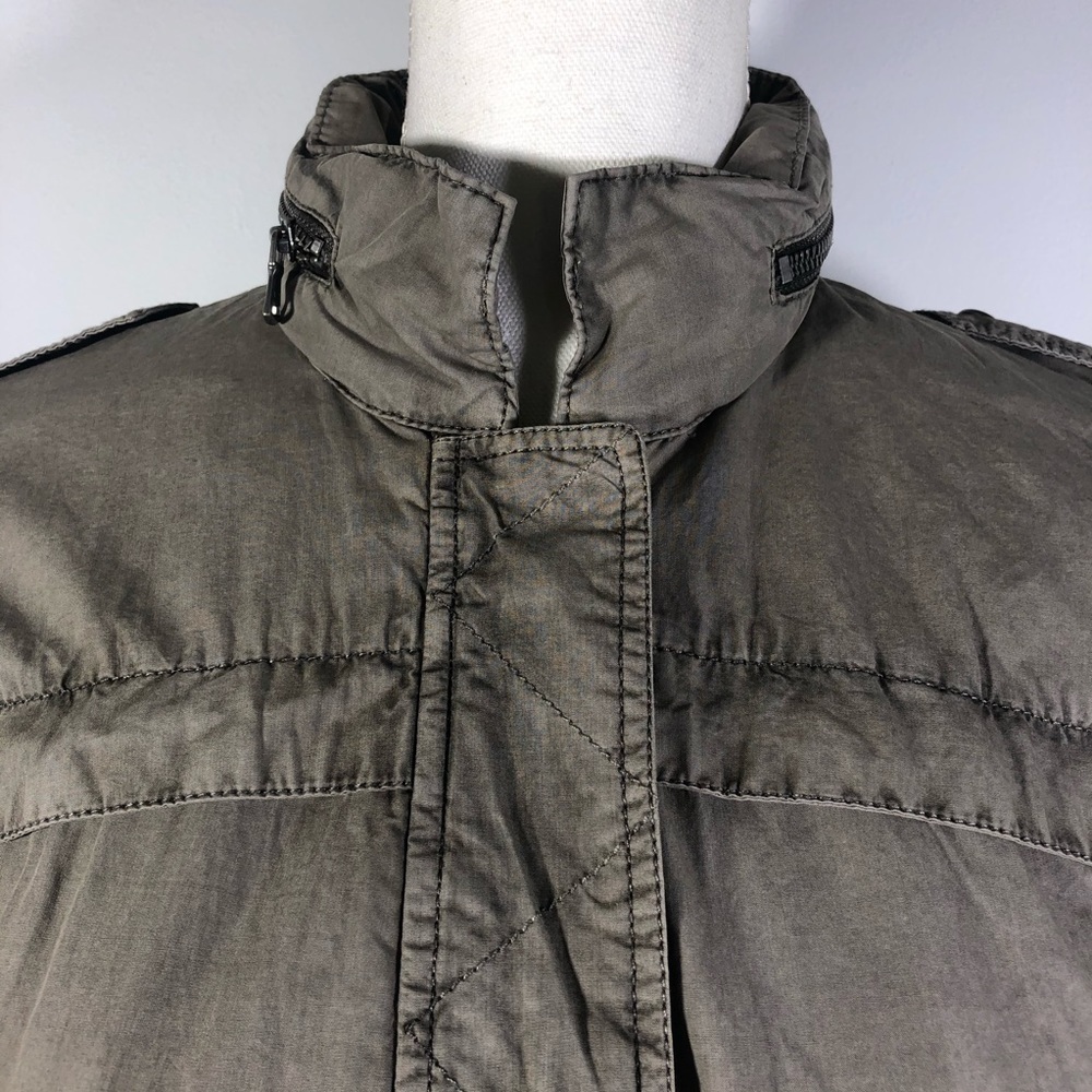 LEVI’S Cotton Lightweight Fishtail Jacket - Picture 11 of 16